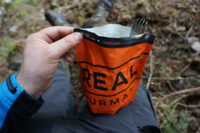 Lunch, even energie bijtanken met een kip curry